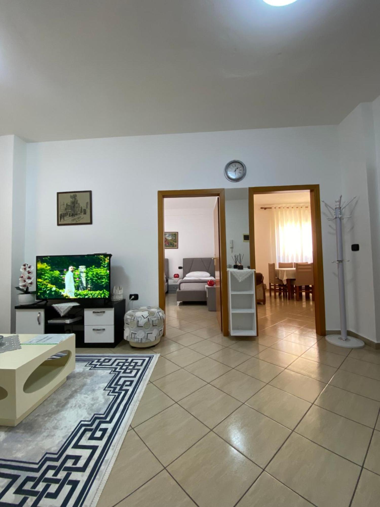 Rikardo Apartament Apartamento Vlorë Exterior foto